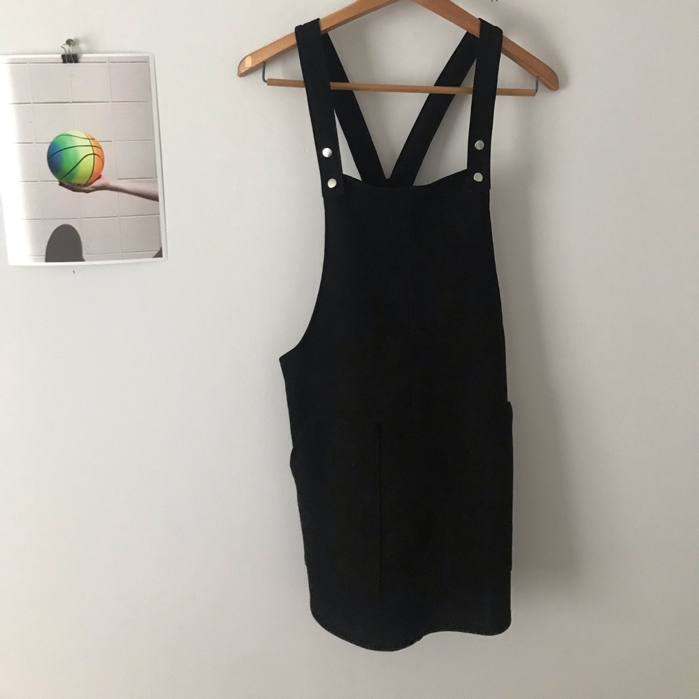 Black jumper